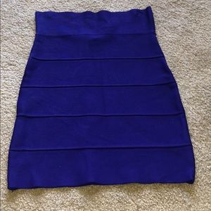 Purple BCBG textured power skirt size XS